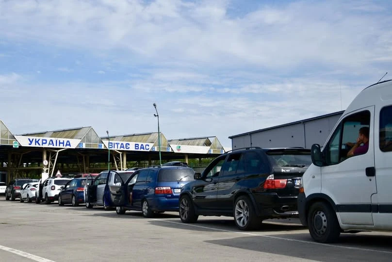 Українців попередили про ускладнення руху на кордоні з Молдовою: у чому причина