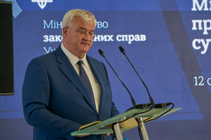 Скількох українських військовополонених катують російські окупанти: Сибіга приголомшив цифрами