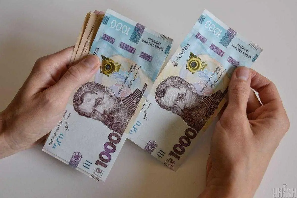 Українці можуть отримувати соціальну допомогу замість пенсії: чи потрібен стаж 
