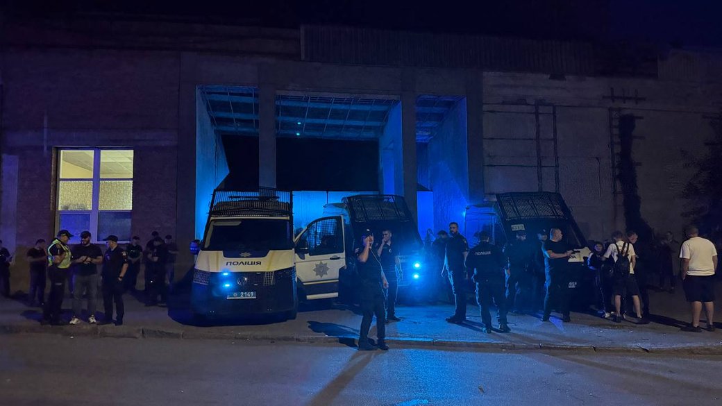 Поліція повідомила, скількох людей затримано після нічного штурму ТЦК у Вінниці