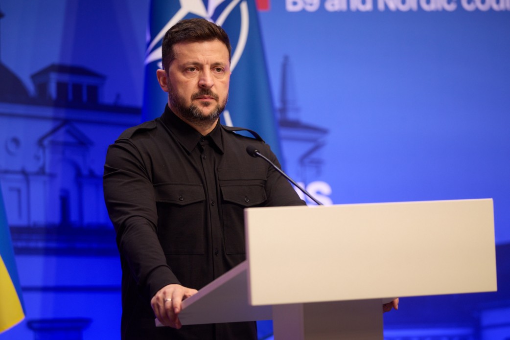 Будь-які рішення проти нас — мертві: Зеленський зробив гучну заяву про територіальні питання під час перемовин