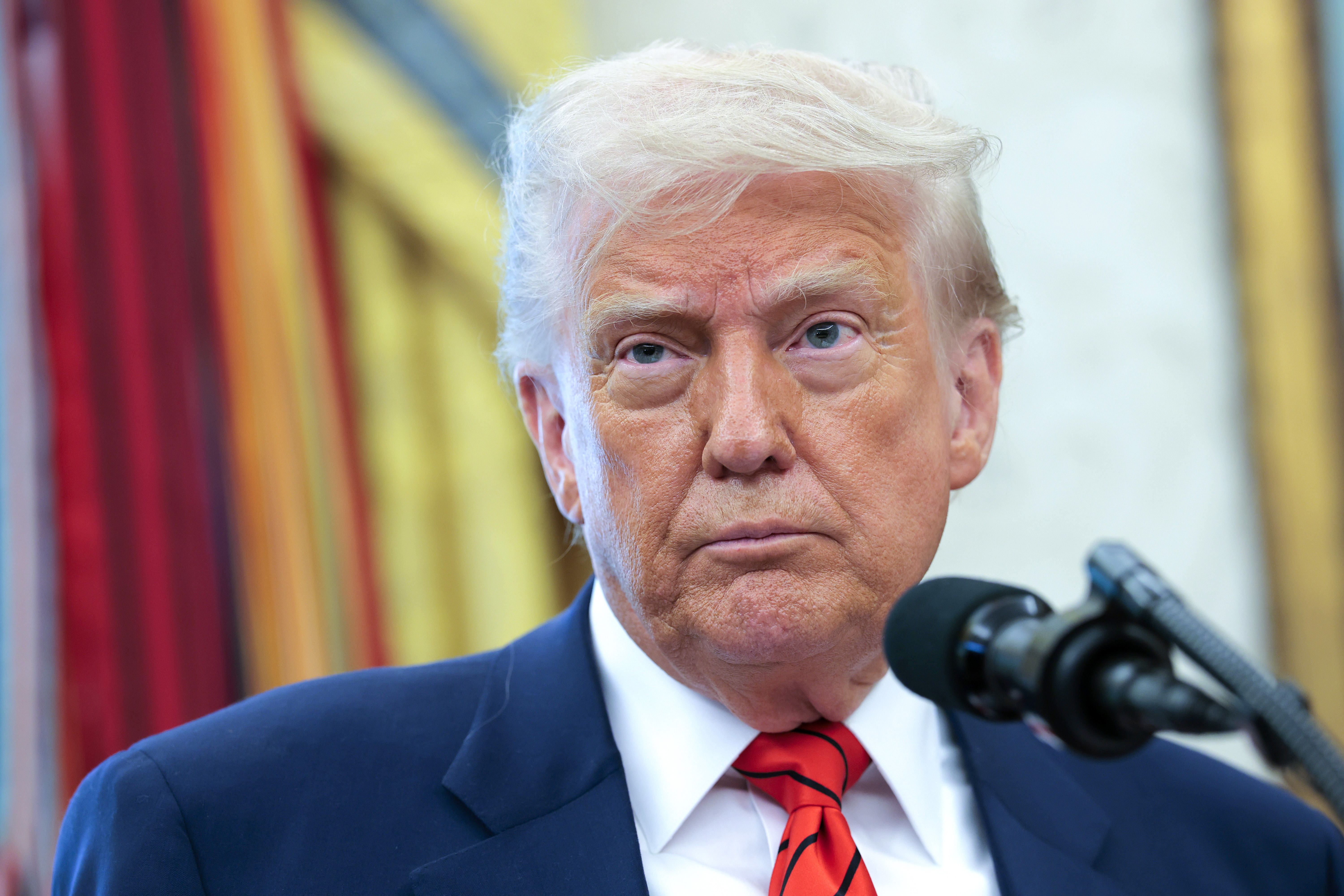 Чи планує Трамп говорити з Путіним до завершення дедлайну: заява президента США