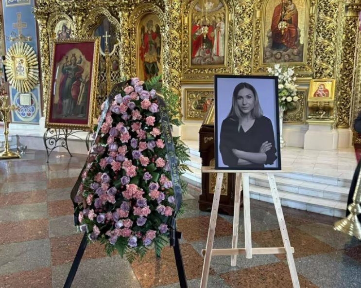 У Києві прощаються з журналісткою Вікторією Рощиною, яка загинула в російському полоні (фото)