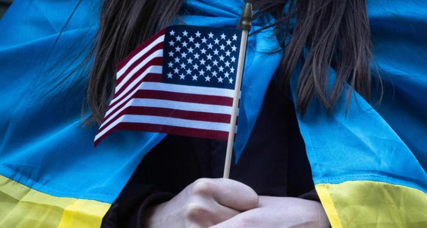 Імміграційна служба США заявила про депортацію українських громадян: їх привезли на кордон (фото)
