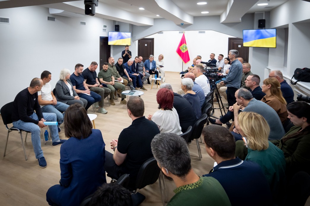 Зеленський назвав регіони, де може збільшитися відсоток заброньованих працівників