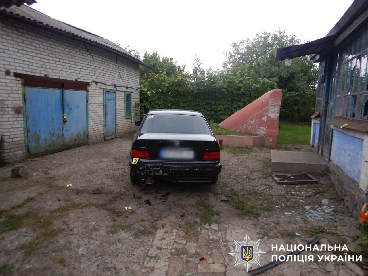 На Київщині молодик через ревнощі кинув гранату у двір суперника