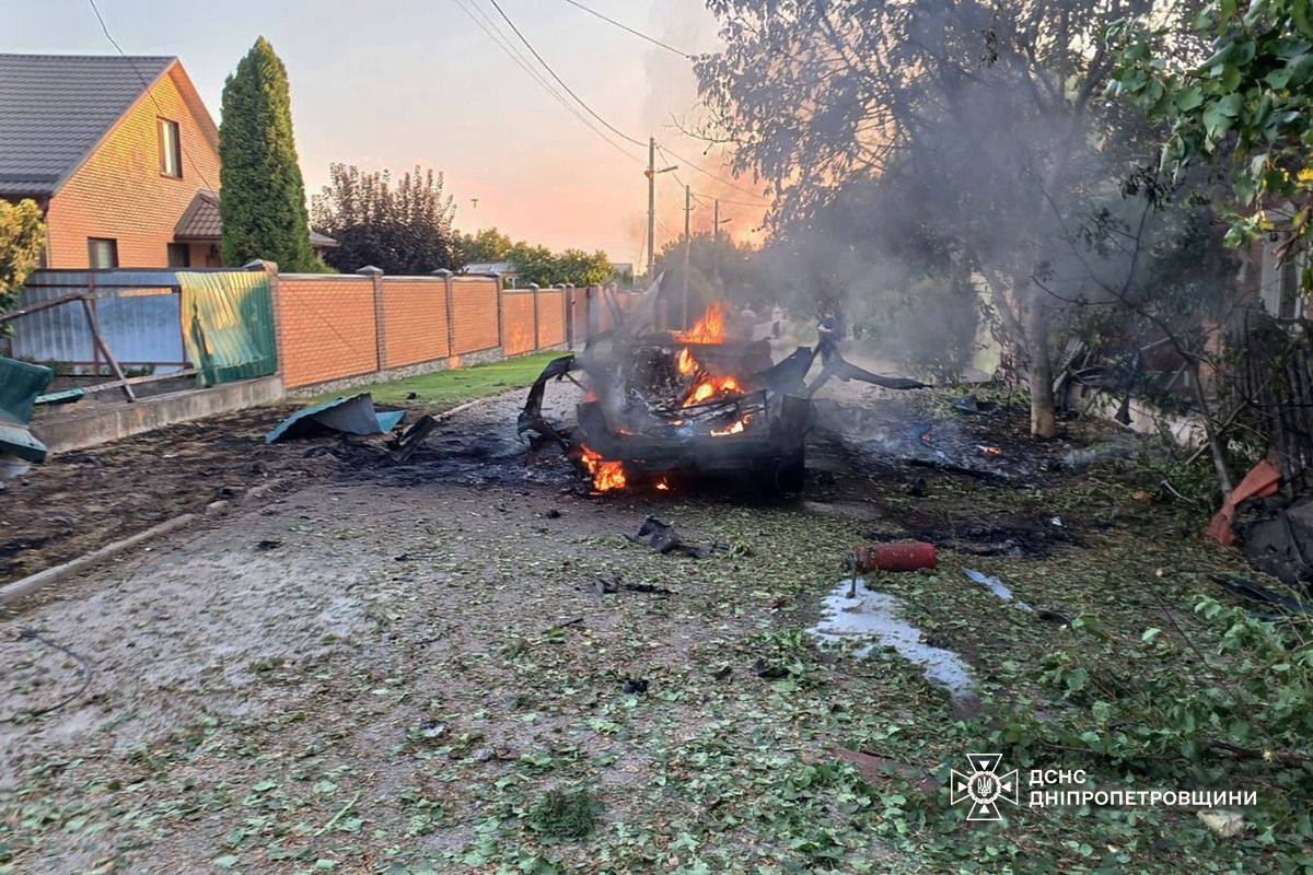 Рашисти вгатили по авто ДСНС у Нікополі: є загиблі (фото)