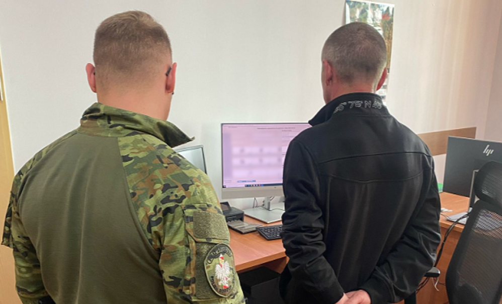 За вихідні з Польщі депортували одразу декількох українців: у чому причина