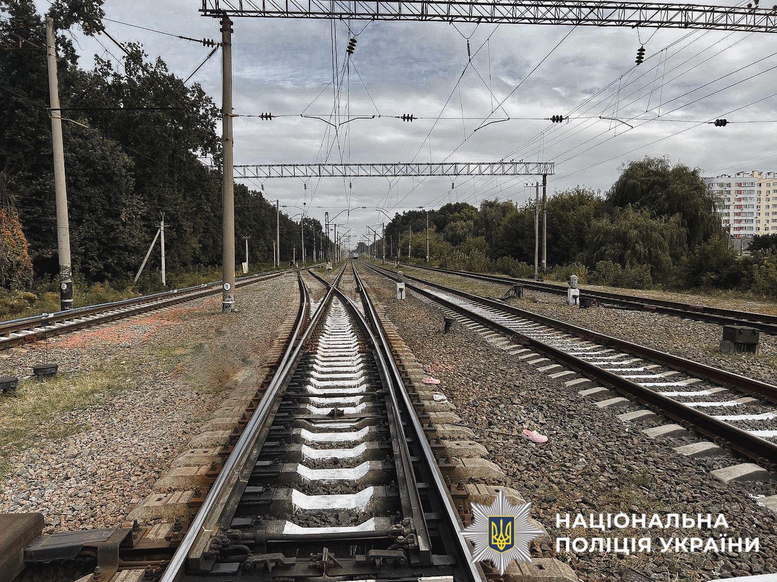 На Київщині поїзд смертельно травмував жінку: що відомо