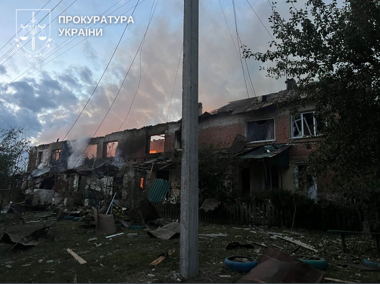 Жінка, яка з чоловіком і дітьми загинула у своєму будинку на Сумщині, була вагітна двійнею, — ЗМІ