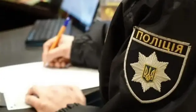 Кулемет та інші боєприпаси: у Києві чоловік зберігав у гаражі небезпечну зброю (фото)