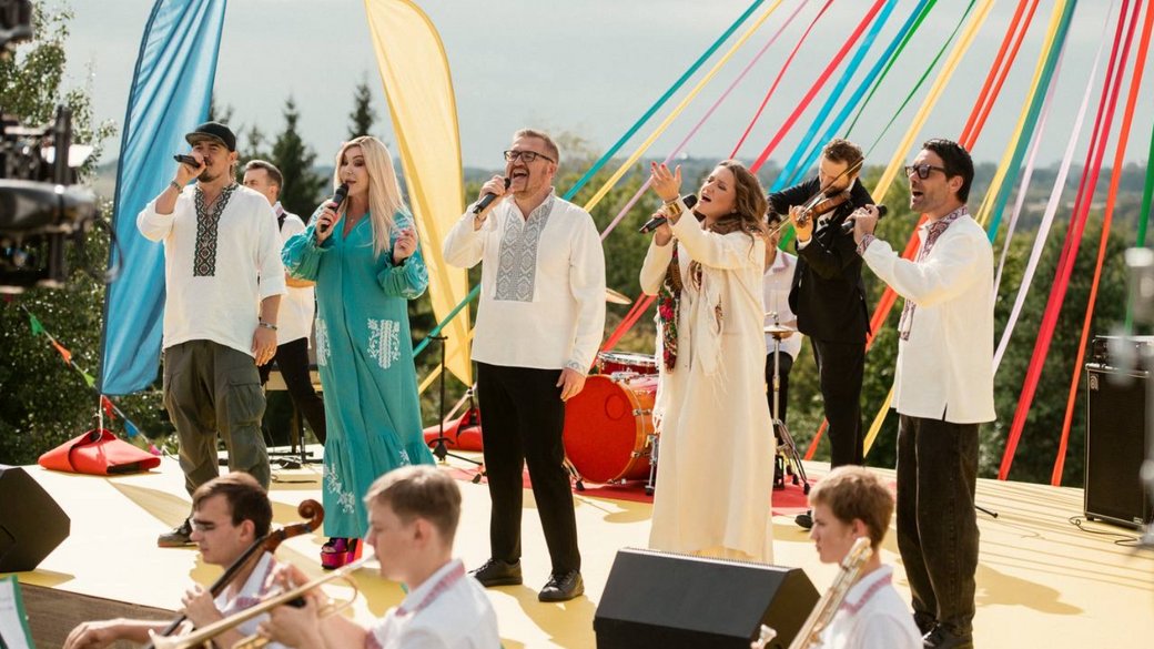 Українські зірки шоу-бізнесу зіграють у комедійному фільмі Потяг Червона рута