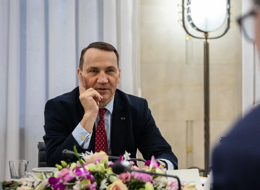 Сікорський заявив, що Росія не готова до миру: які навів аргументи