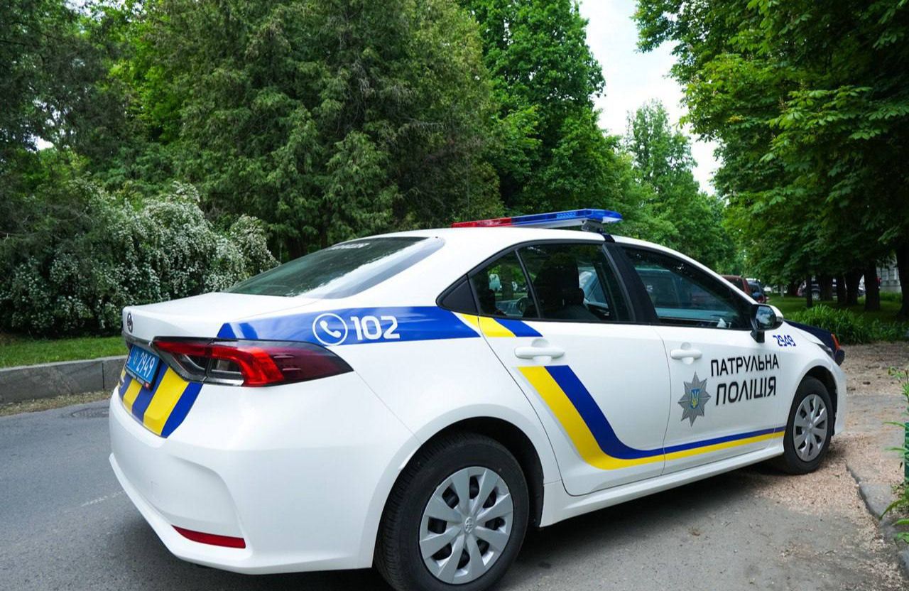 У Кривому Розі біля кладовища застрелився молодий поліцейський, — ЗМІ