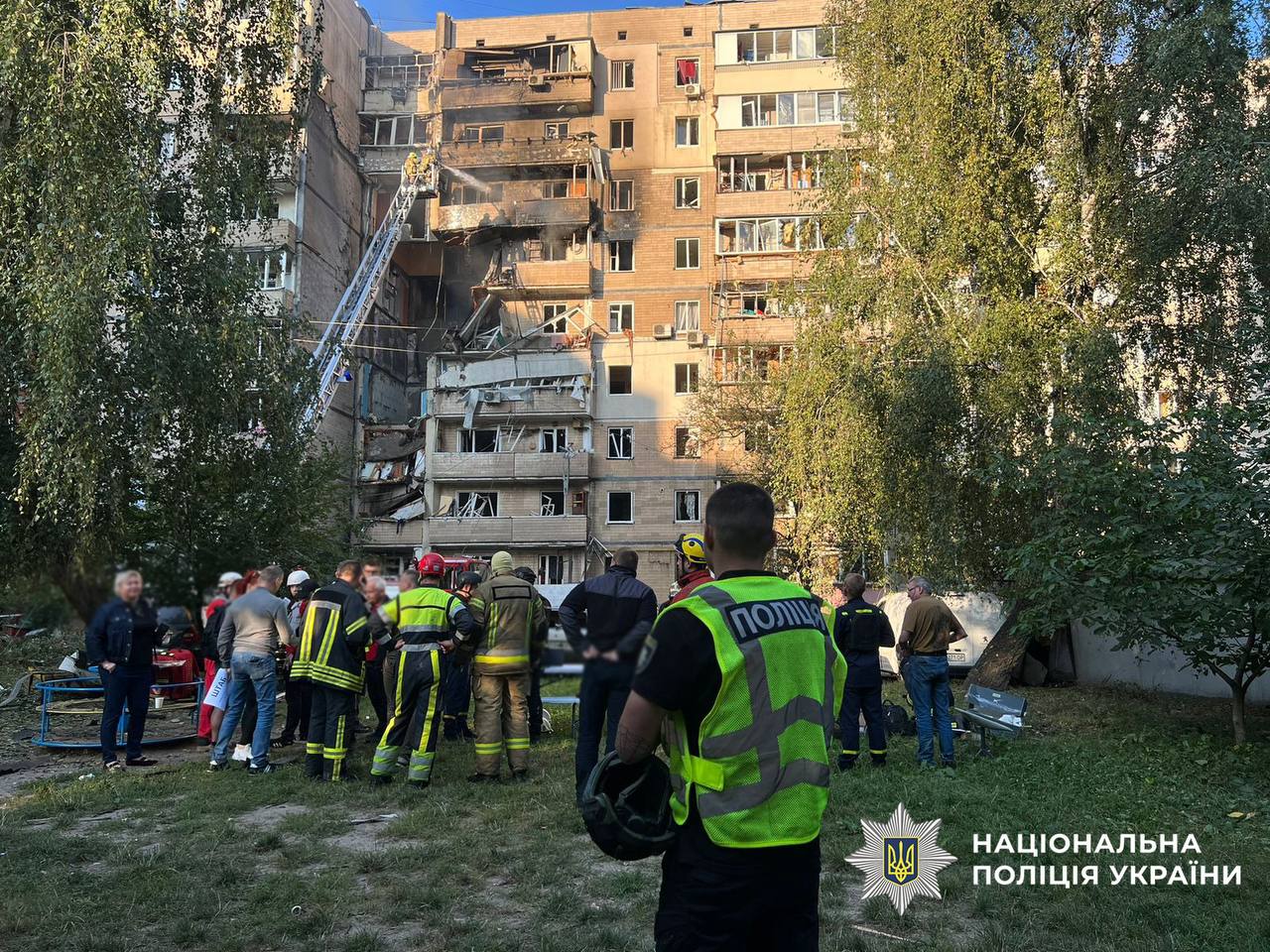 Медики борються за два життя: у Києві вагітна жінка постраждала від обстрілу РФ та екстрено перенесла пологи