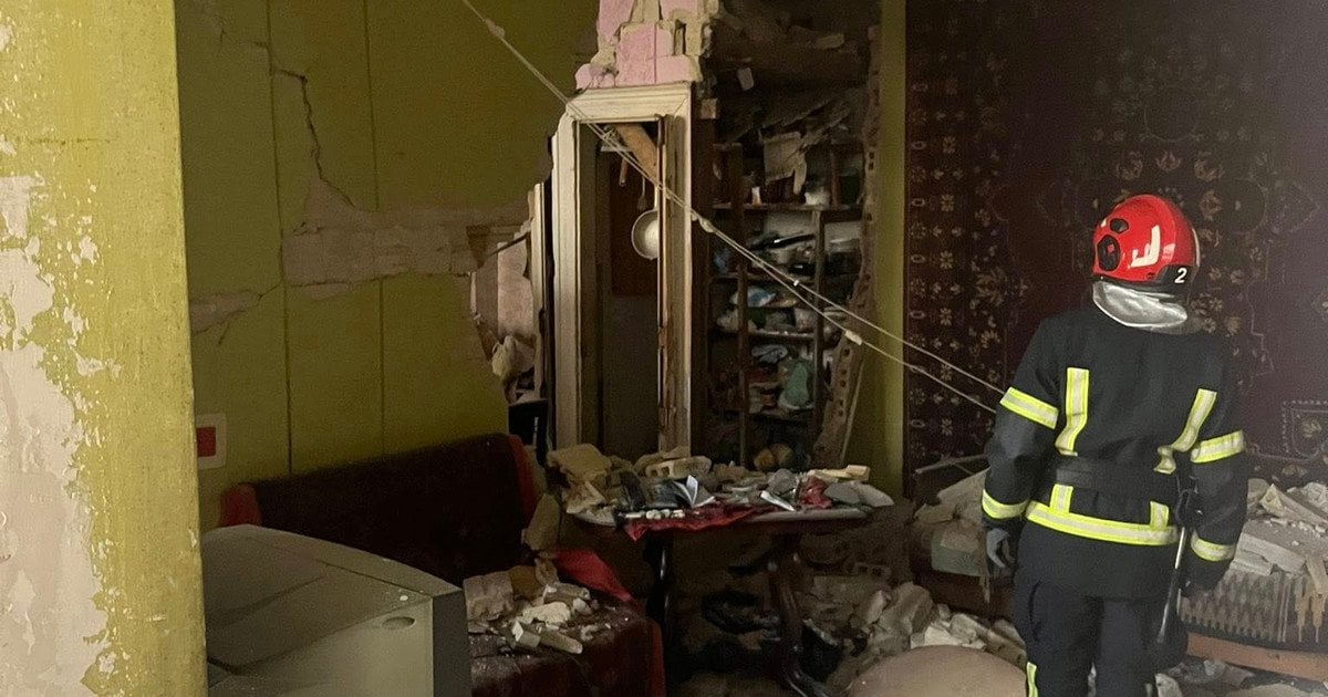 Через вибух газу в житловому будинку Львова постраждала жінка (фото)