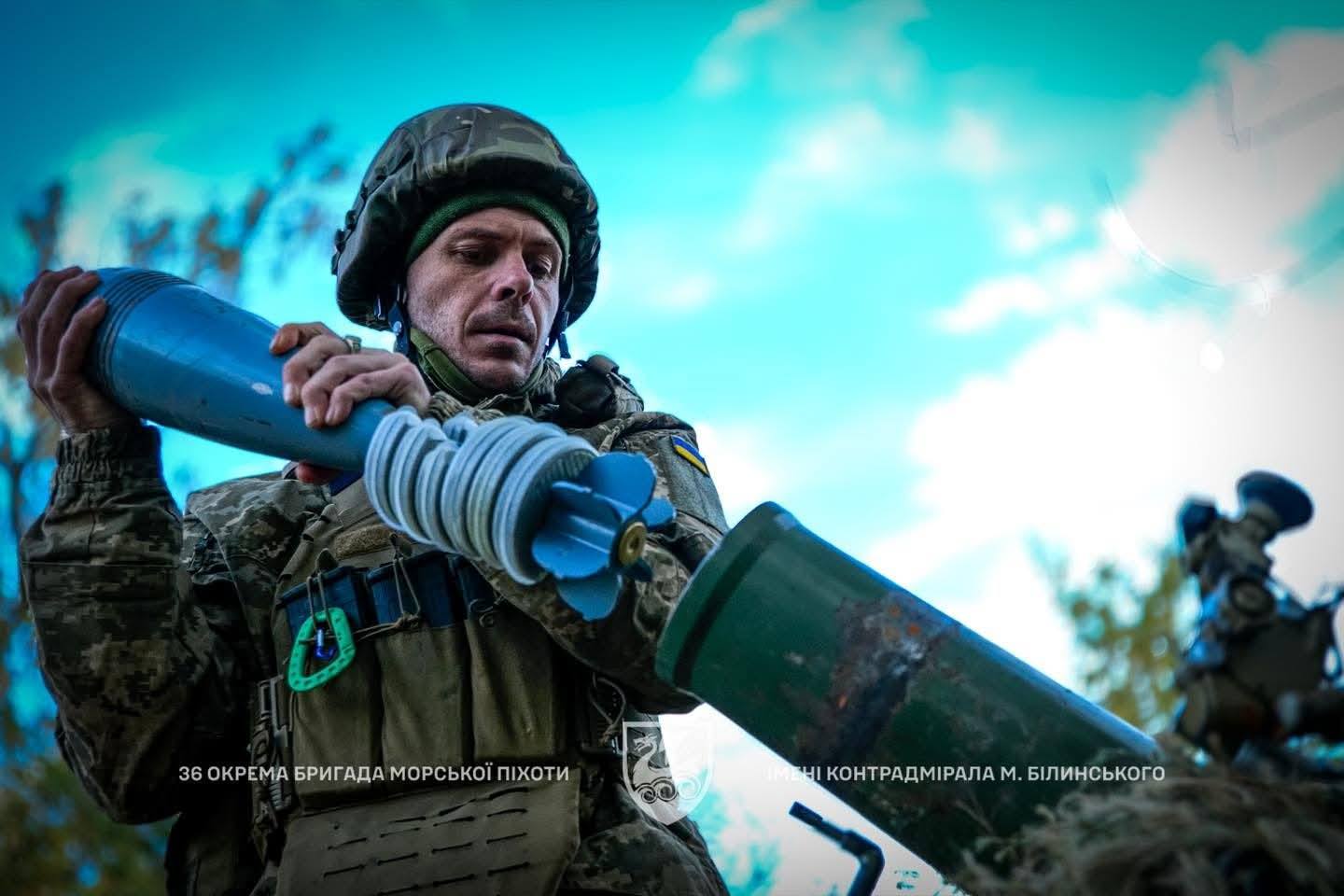 На найгарячішому напрямку ЗСУ відбили майже 60 штурмів: ситуація на фронті за добу