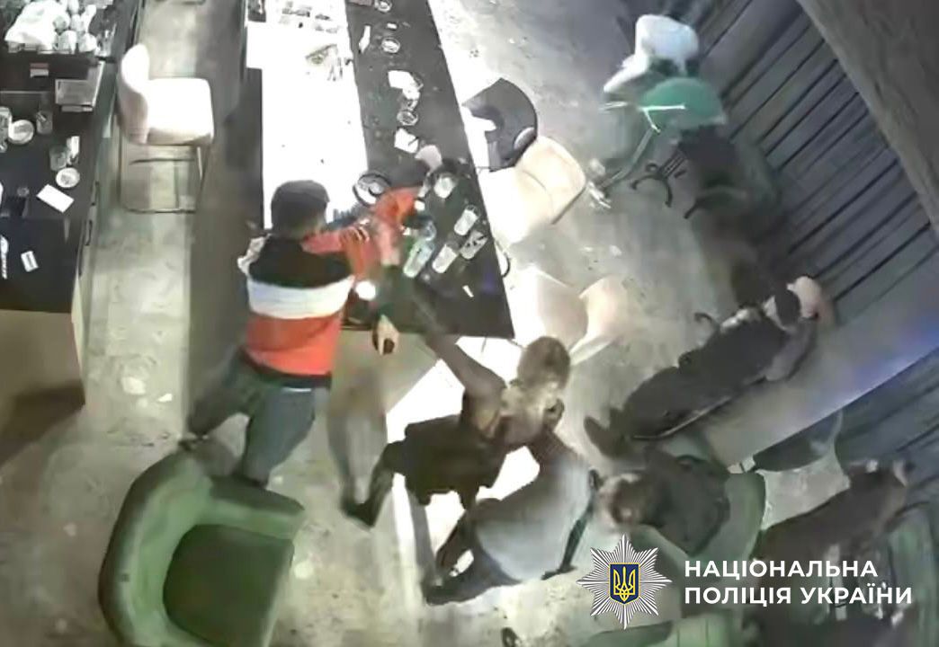 У Києві сталася стрілянина у барі