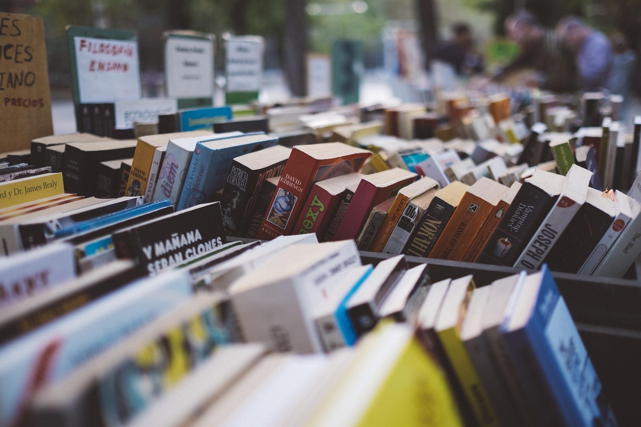 В Україні до списку заборонених видань додали чотири книги: у чому причина