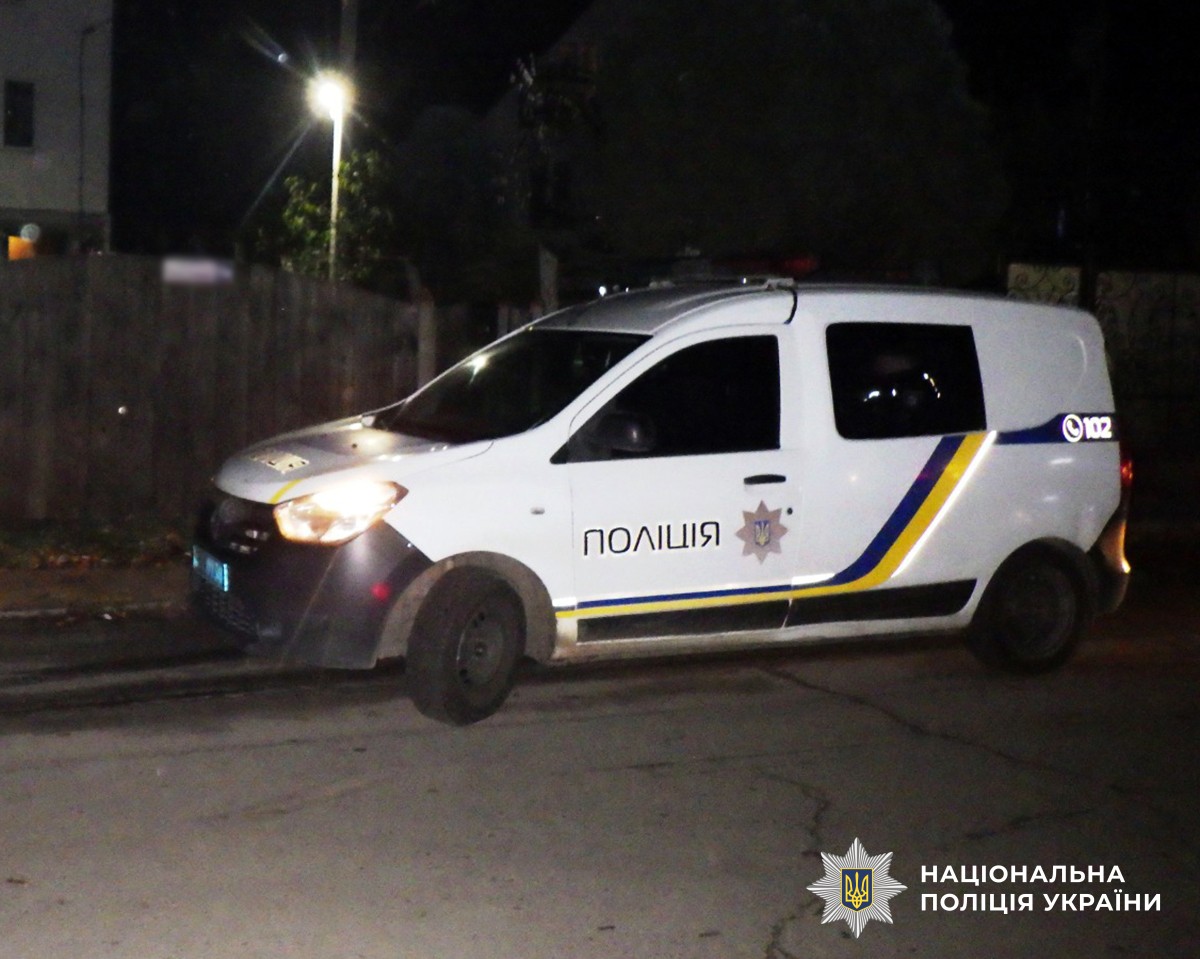 Здійснив кілька пострілів з рушниці: у Житомирі конфлікт між чоловіками закінчився трагедією (фото)