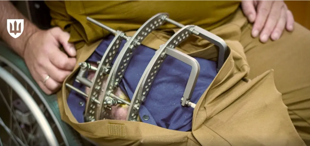 Пакунок пораненого: українські воїни отримали велику партію адаптивного одягу (фото)