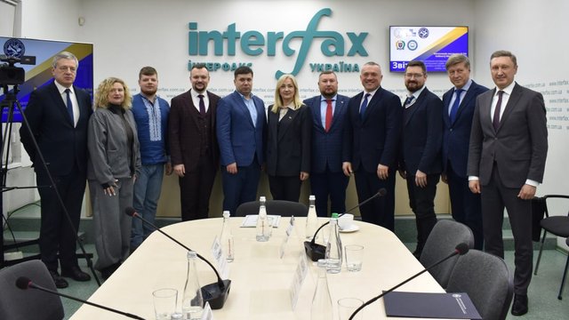 У Києві обговорили реалізацію урядового експериментального проекту з переходу від військової служби до цивільного життя