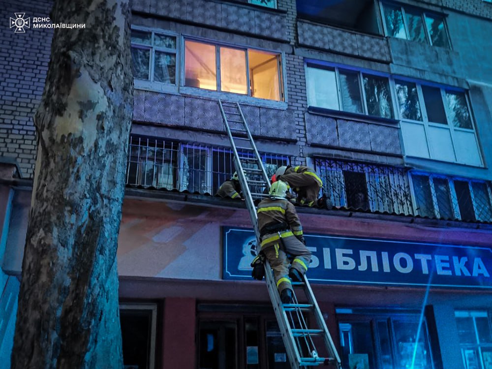 Дитина випала з балкона Миколаїв