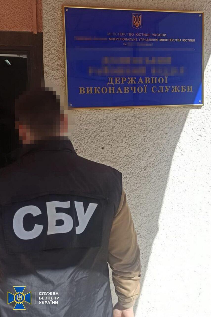 Екс-начальника Західного управління Мін’юсту викрили на корупції