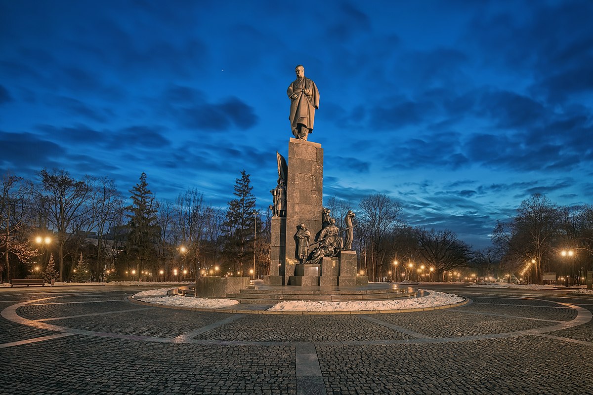 Пам'ятник Шевченку в Харкові