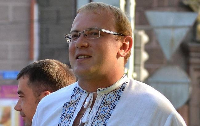 Андрій Шевченко у вишиванці 2004