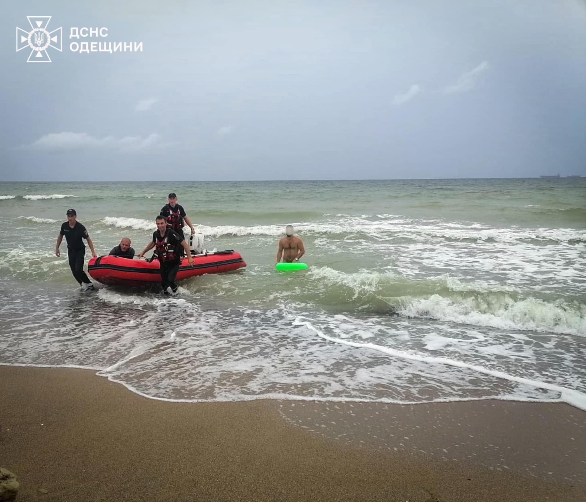 Водолази врятували чоловіка у селі Фонтанка