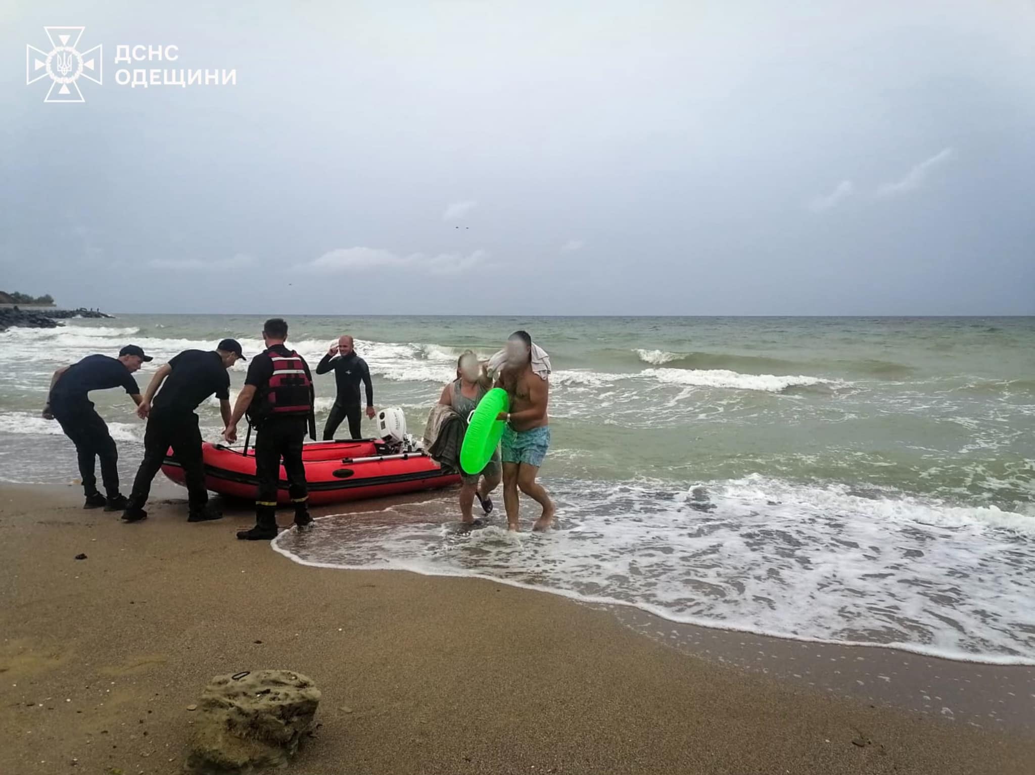 Водолази врятували чоловіка у селі Фонтанка