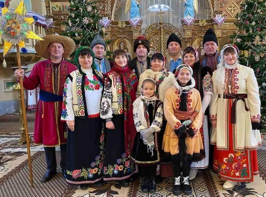 Фото: сучасний вертеп у селі Мальчиці. Джерело: храм святого Дмитрія село Мальчиці, ПЦУ