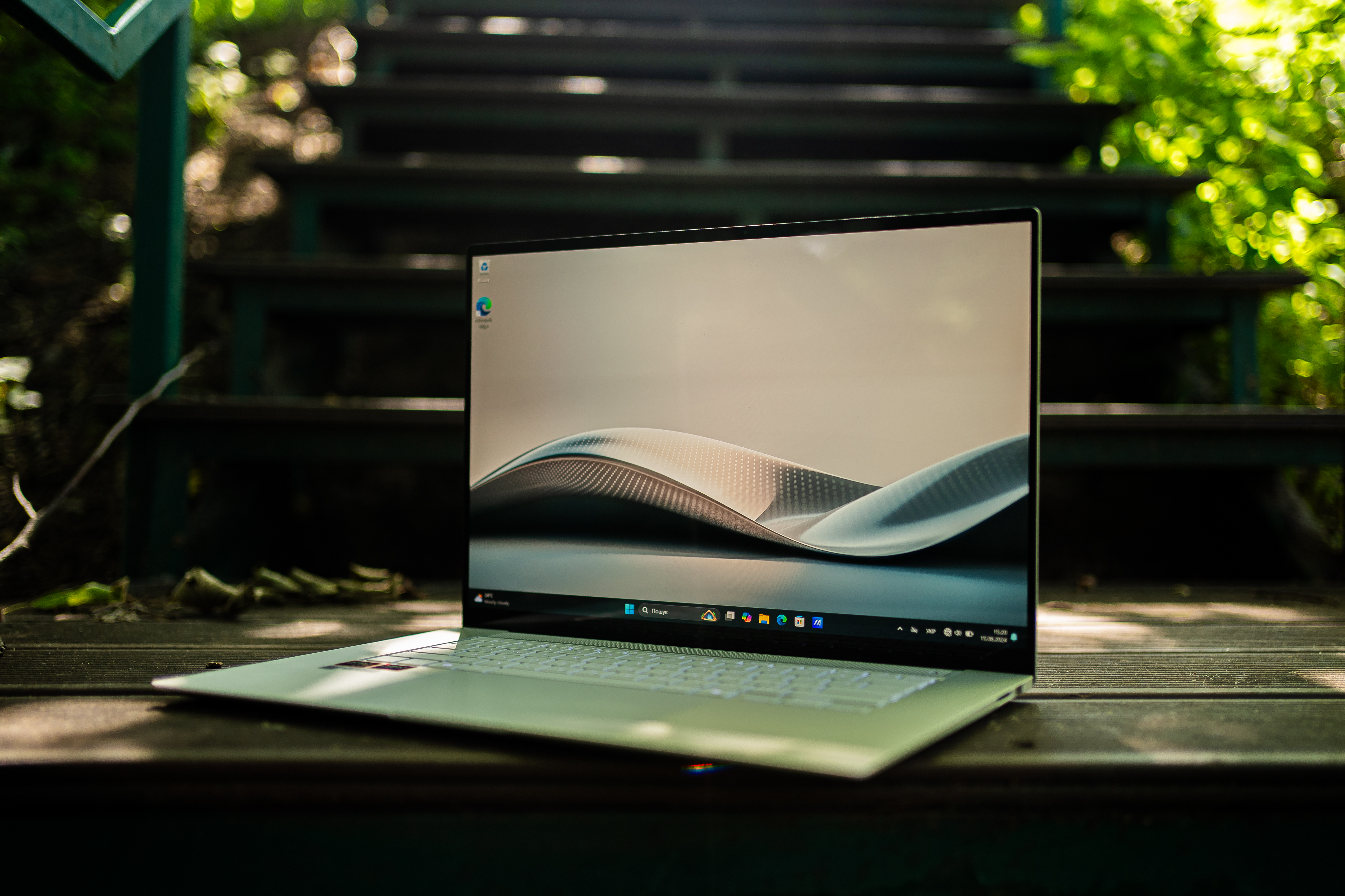 Zenbook S 16