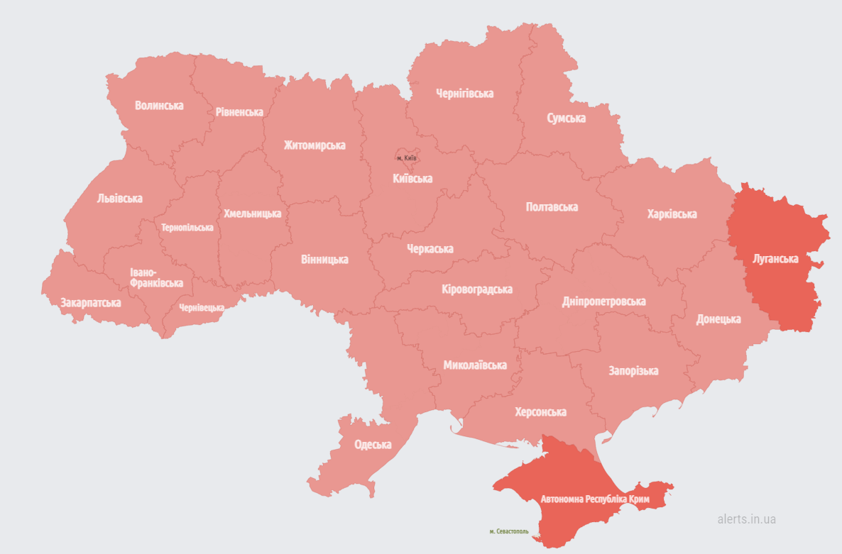 Повітряна тривога лунає по всій Україні