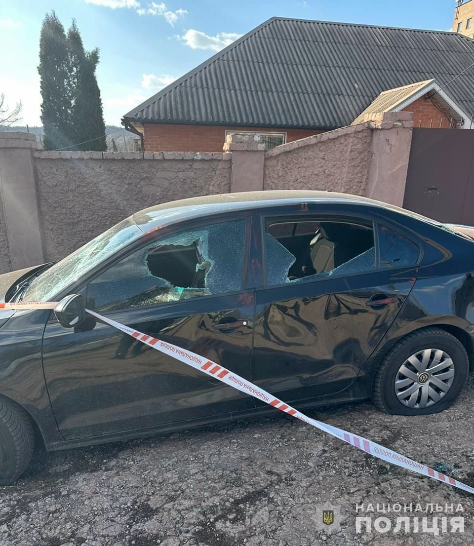 У Кривому Розі невідомі розстріляли автомобіль 10 березня