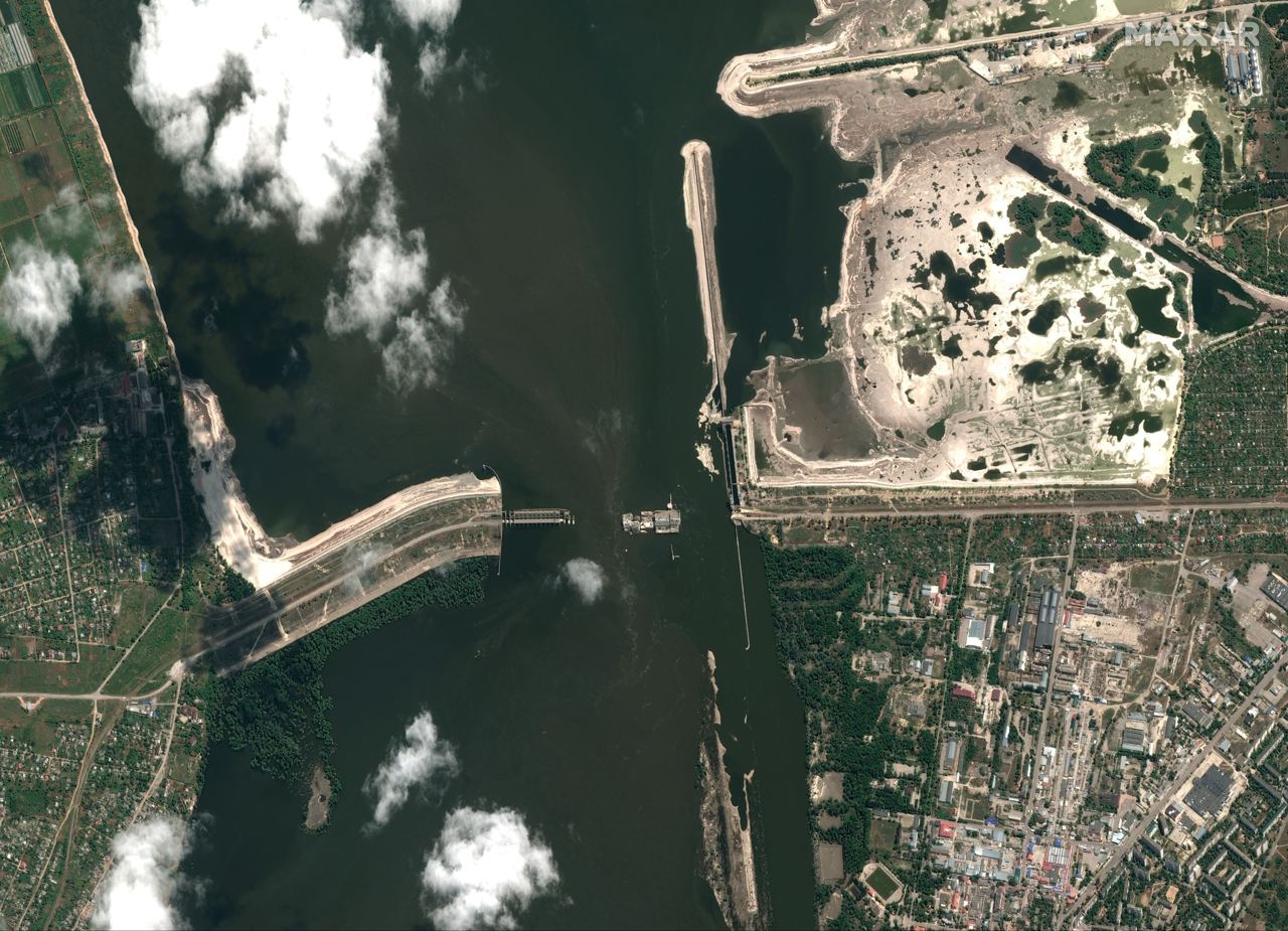 Супутниковий знімок підриву Каховської ГЕС