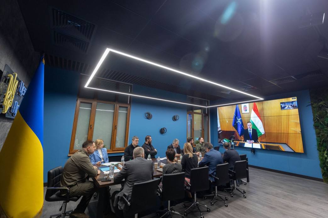 Українська делегація провела зустріч з угорськими представниками 4 квітня