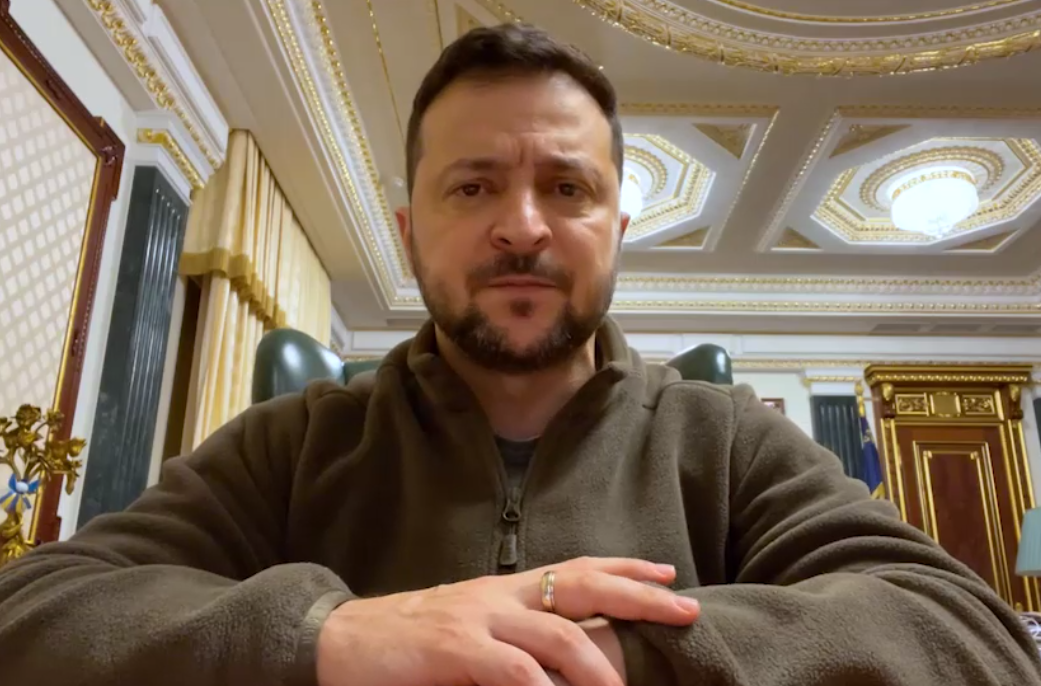 Зеленський попередив Путіна про наслідки у разі удару по Банковій