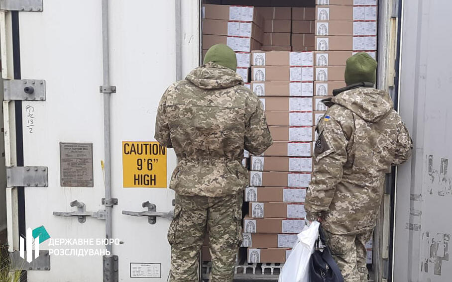 ДБР виявило на Одеській митниці 720 тонн м'яса з Білорусі: подробиці