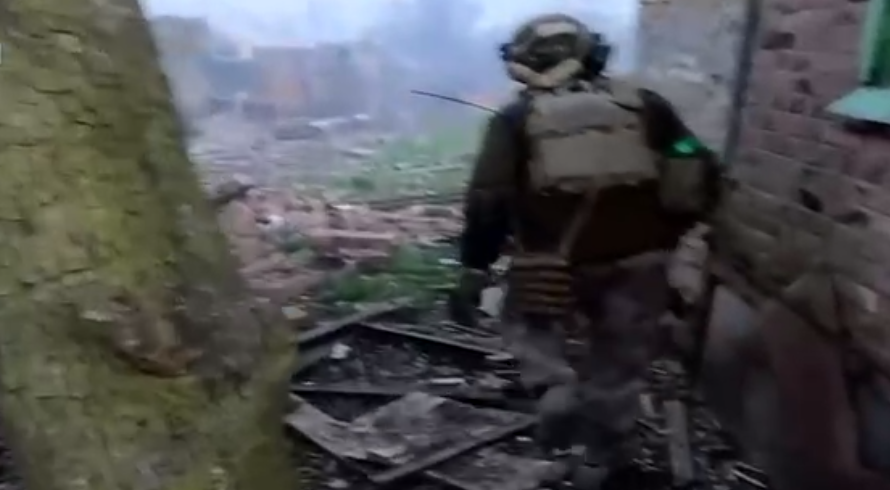 Три години пекельного бою: шестеро прикордонників відбили атаки росіян у Бахмуті (відео)