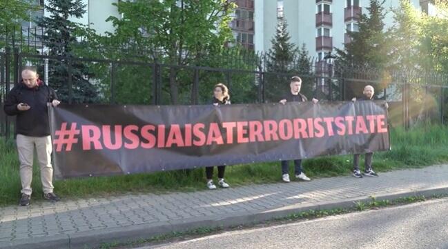 У Варшаві активісти розбудили російських дипломатів звуками бомбардувань
