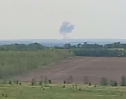У Луганську пролунали потужні вибухи (відео)