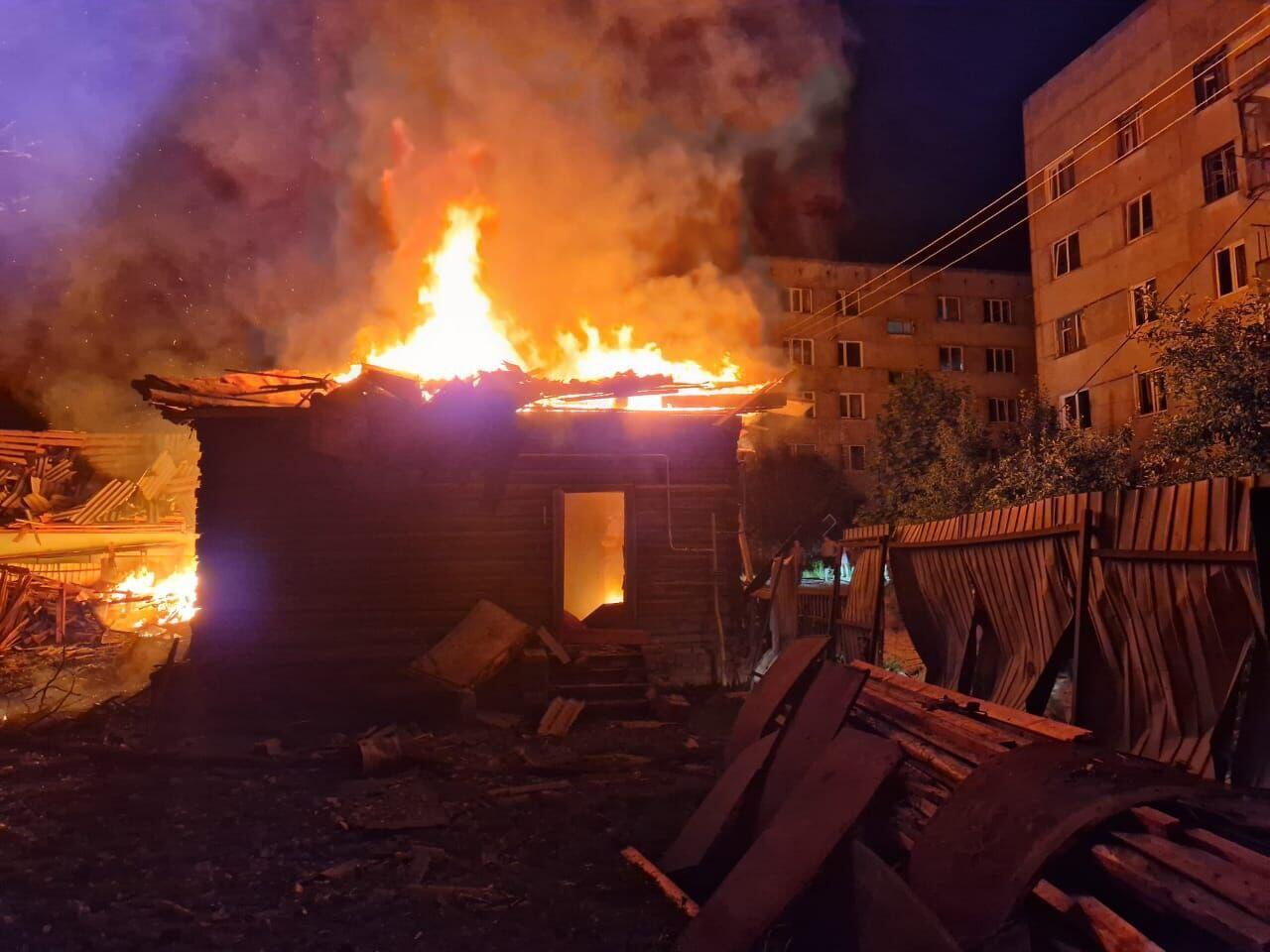 Ворог вночі атакував Чернігівщину: є влучання у житлові будинки (фото)