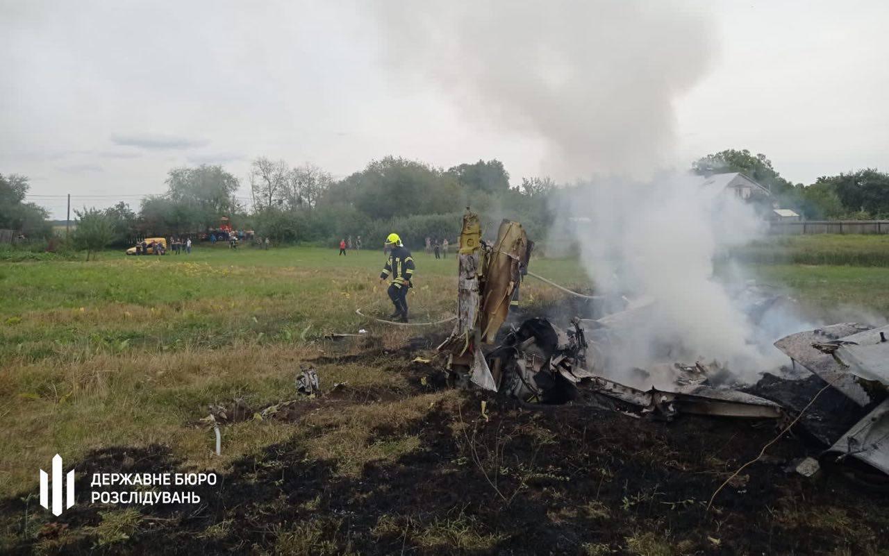 Експерти розпочали розшифровку чорних скриньок по авіакатастрофі на Житомирщині, — ДБР