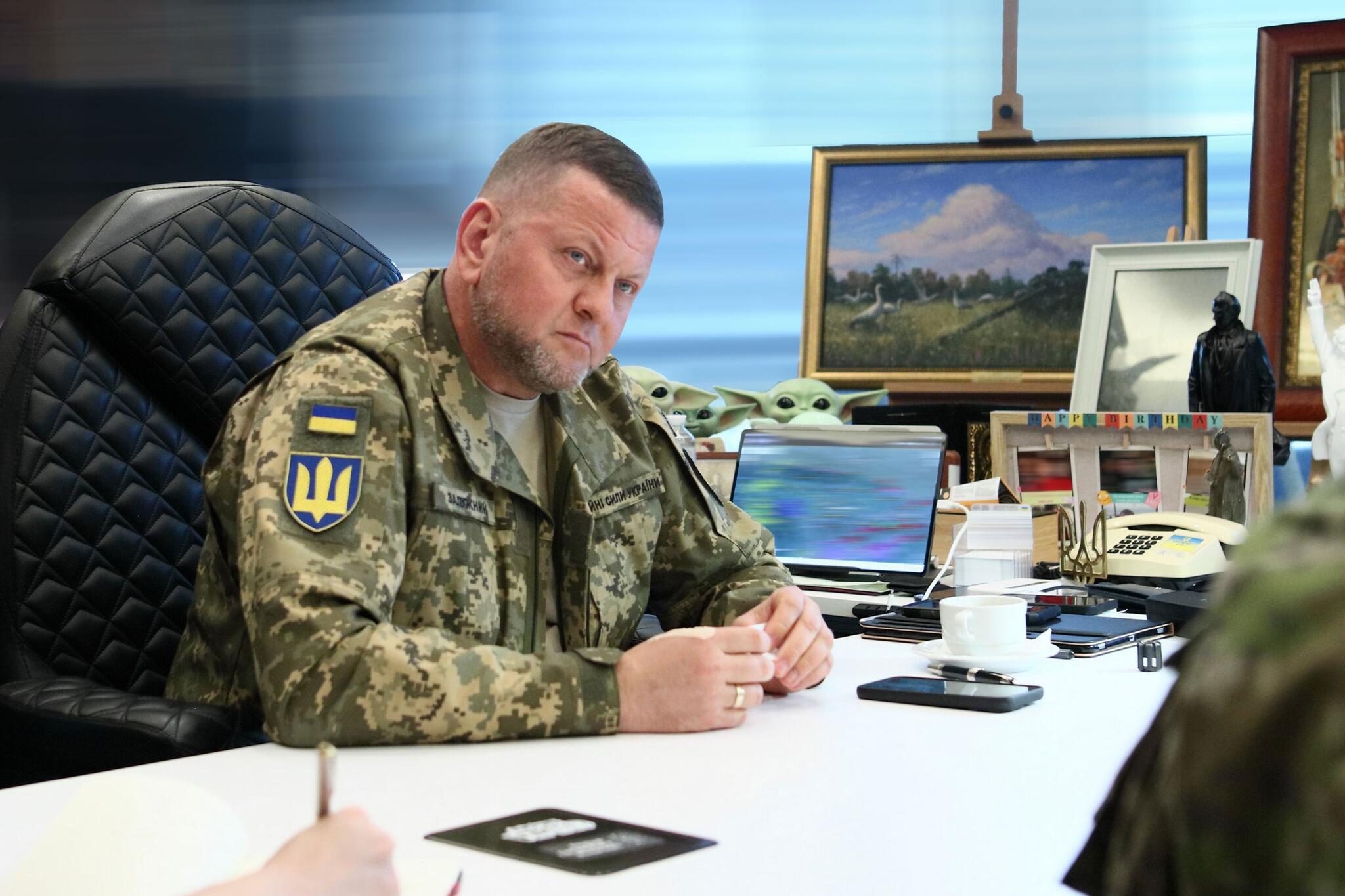 Залужний розповів командувачу сил НАТО в Європі про ситуацію на фронті
