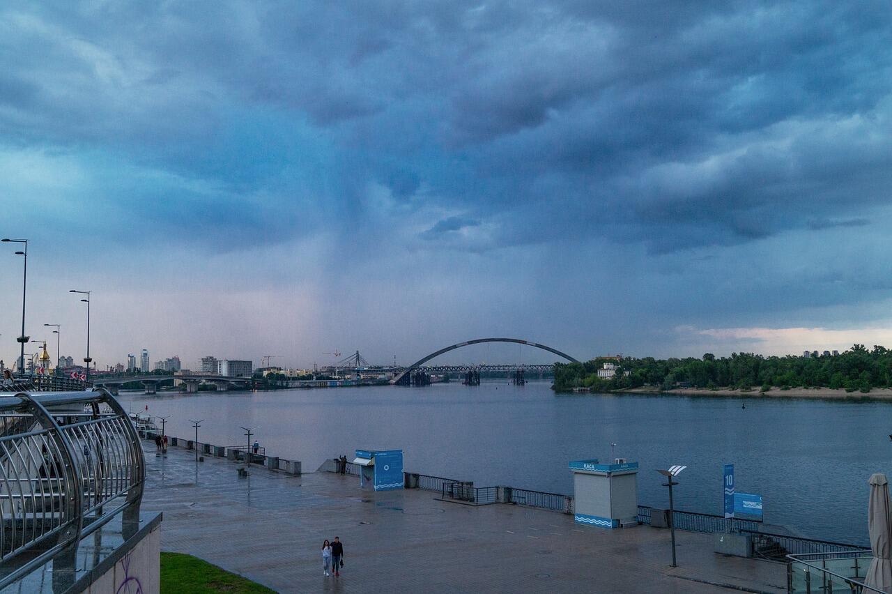 Наближаються перші заморозки: народний синоптик розповів про погоду на вихідні
